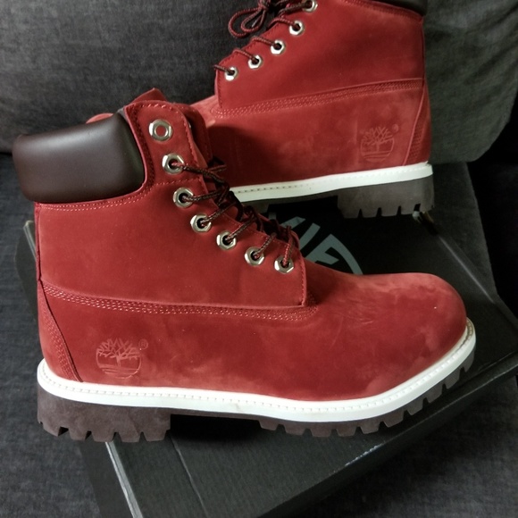 Timberlands - Picture 3 of 3